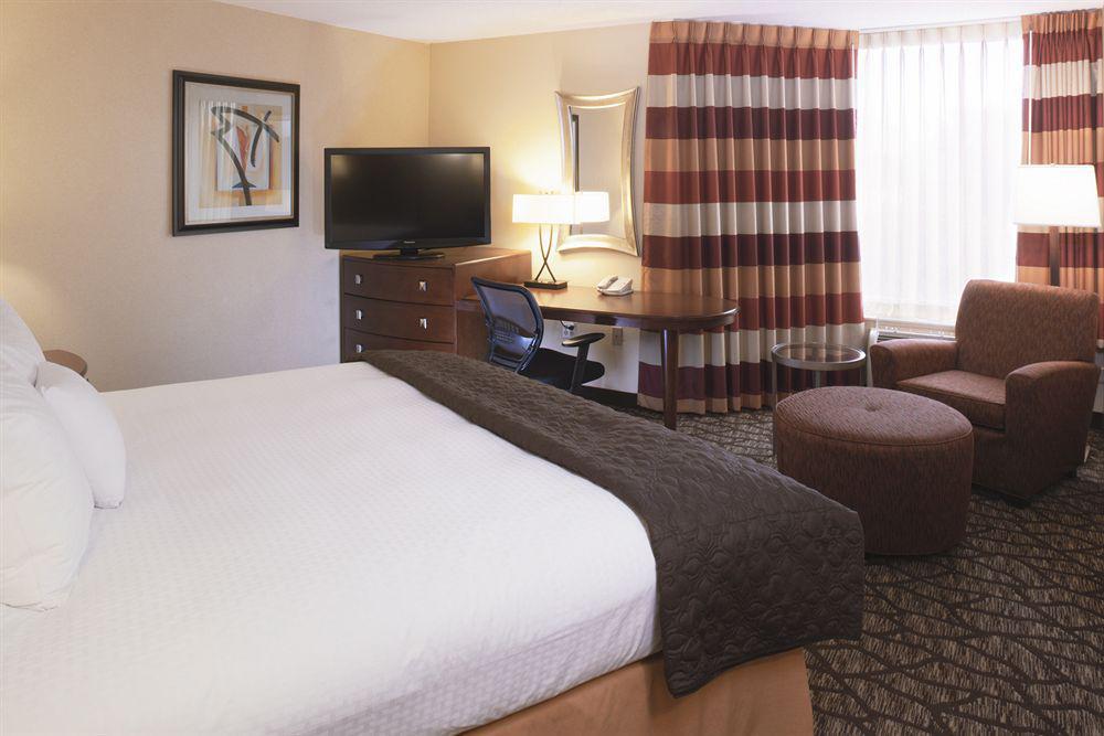 Doubletree By Hilton Johnson City Bagian luar foto