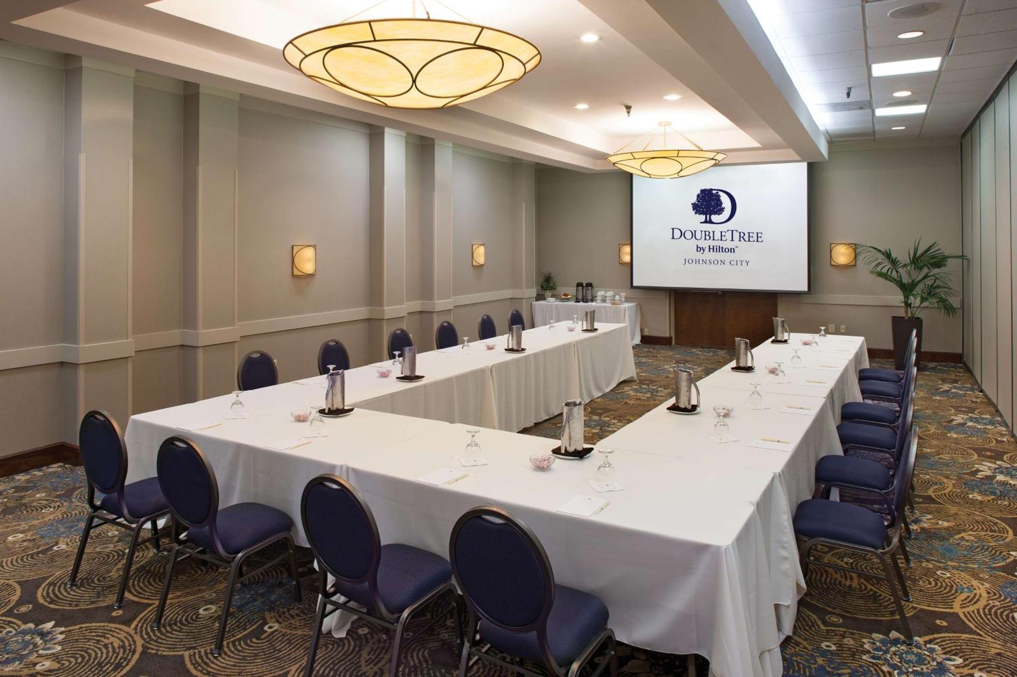 Doubletree By Hilton Johnson City Bagian luar foto
