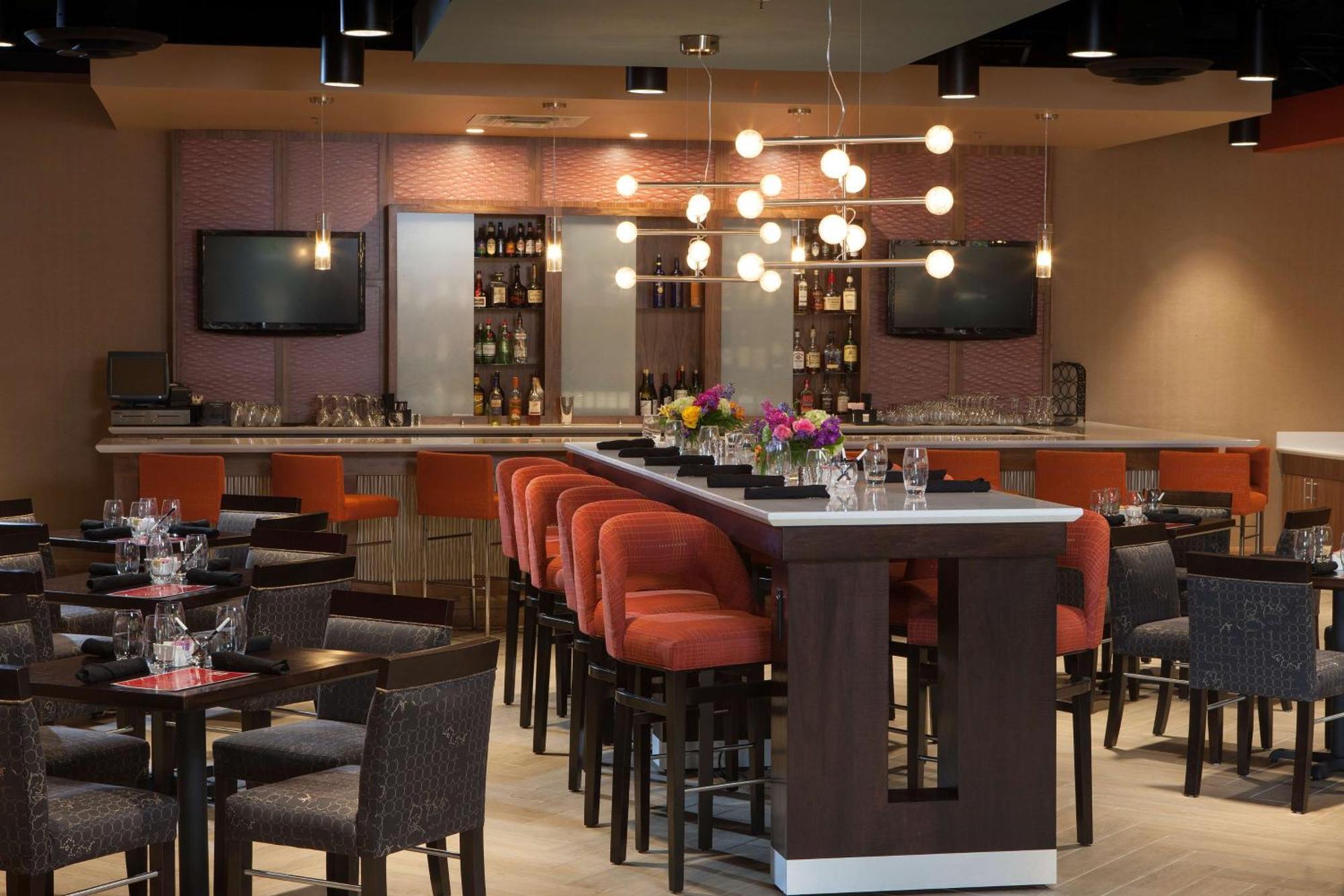 Doubletree By Hilton Johnson City Bagian luar foto