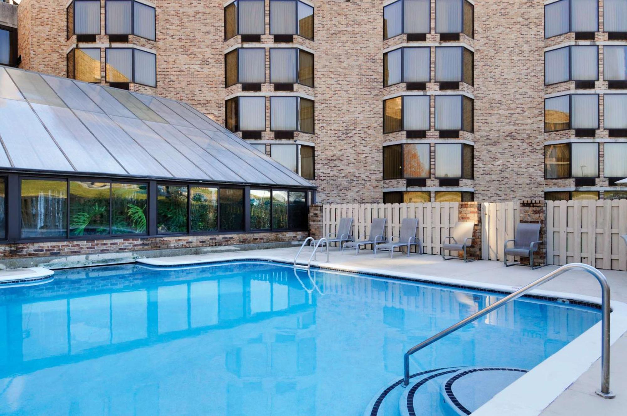 Doubletree By Hilton Johnson City Bagian luar foto