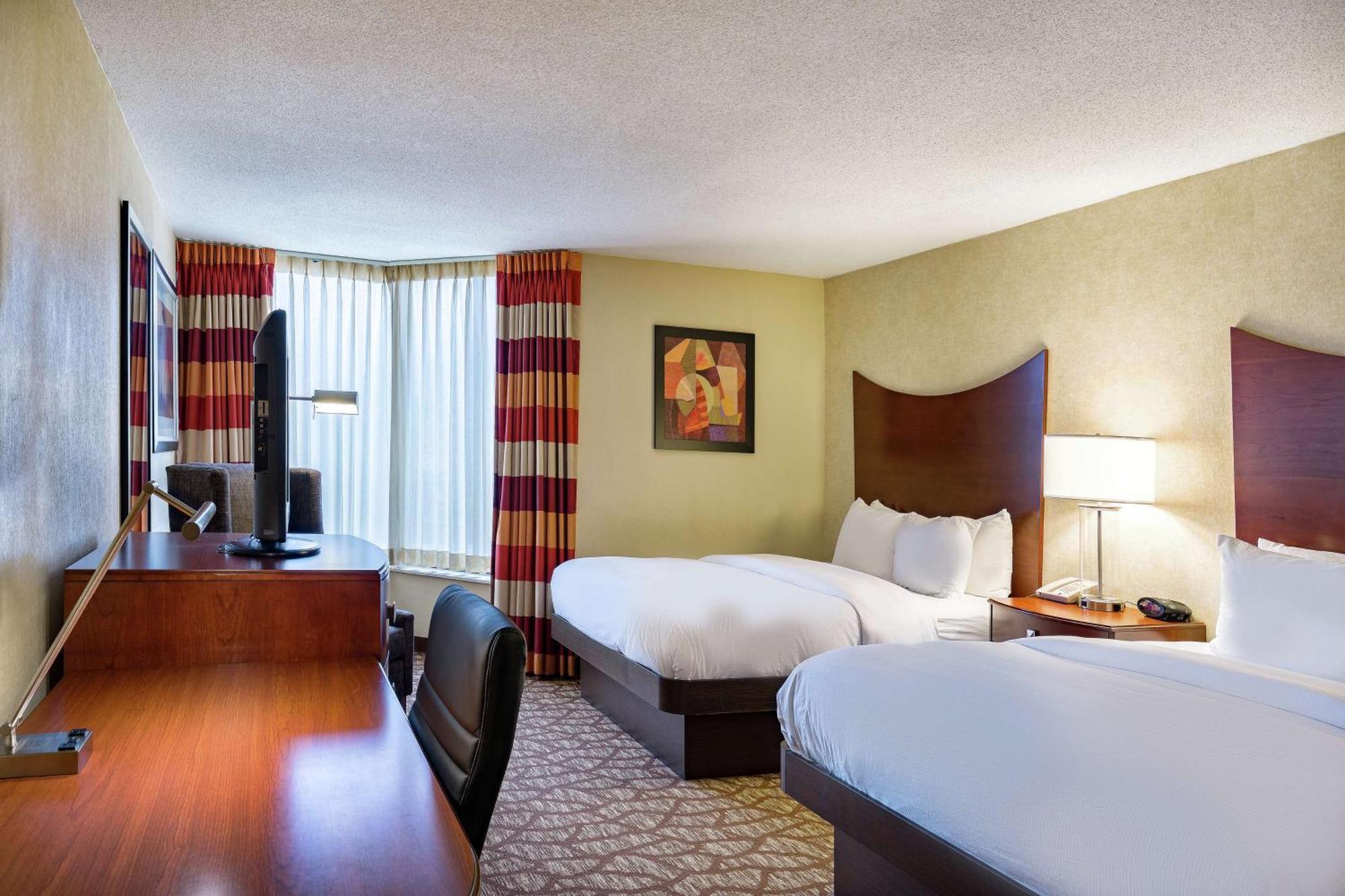 Doubletree By Hilton Johnson City Bagian luar foto