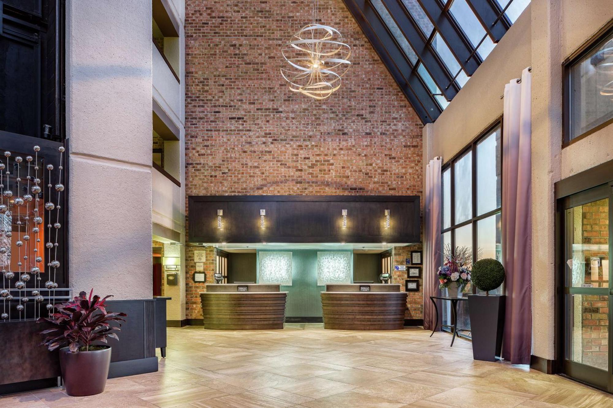 Doubletree By Hilton Johnson City Bagian luar foto